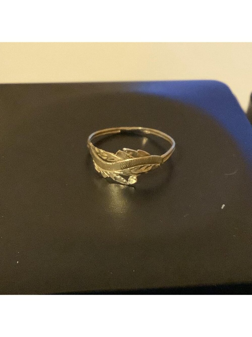14k Solid Yellow Gold Size 6/7 Vintage Women’s Ring, 0.9g